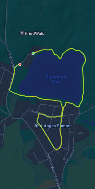 screenshot der appel watch &bdquo;training&ldquo; aufzeichnung, der unseren weg um den summter see zeigt.