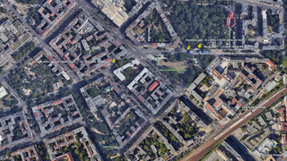 screenshot einer kartenprojektion verschiedener erdgeschichtlicher ereignisse. man sieht ein paar bl&ouml;cke in berlin, gegenwart und kleopatra &uuml;beragern sich, ein 40 meter von  kleopatra kommen schon die sp&auml;ten neandertaler, die ersten homo sapiens sind zwei bl&ouml;cke entfernt