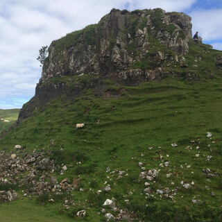 Photo by felix schwenzel in Fairie Glen, Uig. Keine Fotobeschreibung verf&uuml;gbar..