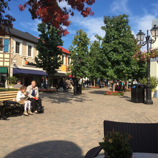 Photo by felix schwenzel in Designer Outlet Roermond. Keine Fotobeschreibung verf&uuml;gbar..