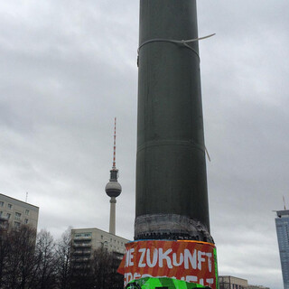 Photo by felix schwenzel in Alexanderplatz Berlin. Keine Fotobeschreibung verf&uuml;gbar..