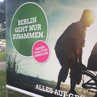 Photo by felix schwenzel in Alexanderplatz Berlin. Keine Fotobeschreibung verf&uuml;gbar..