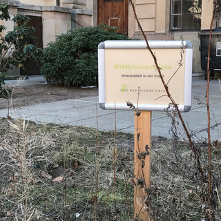 Photo by felix schwenzel in Gendarmenmarkt Berlin. Keine Fotobeschreibung verf&uuml;gbar..