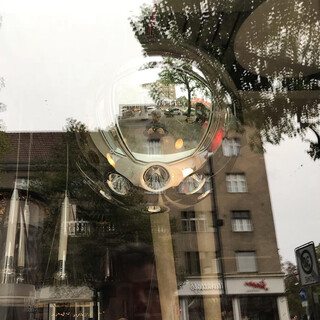Photo by felix schwenzel in Lichthaus H&uuml;bner. Keine Fotobeschreibung verf&uuml;gbar..