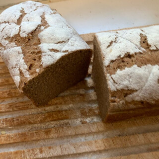 der sauerteig hatte heute etwas bessere laune, deshalb war das kosakenbrot heute zum frühstück ne nummer …