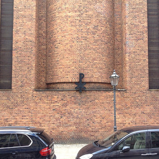 Photo by felix schwenzel in St.-Adalbert-Kirche (Berlin). Keine Fotobeschreibung verf&uuml;gbar..
